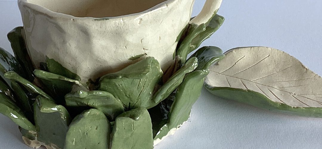 Surrealistische Tasse